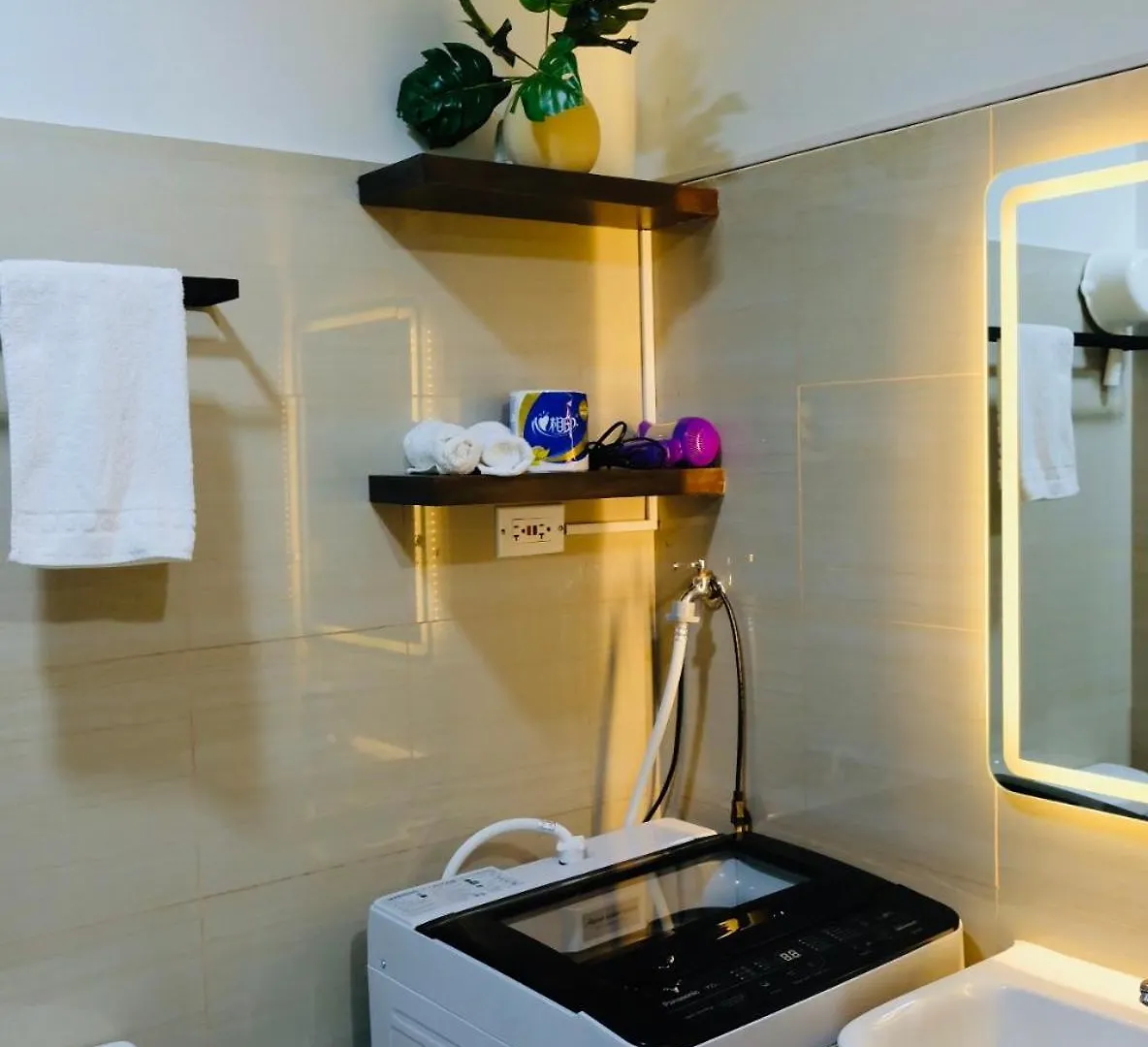 Serene Stays At Shore Pasay Apart Otel